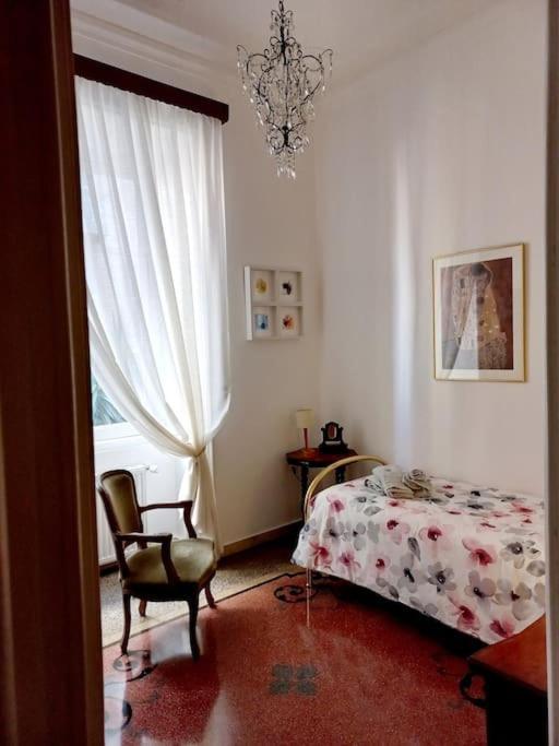 Casa Raggio Appartement Genua Buitenkant foto